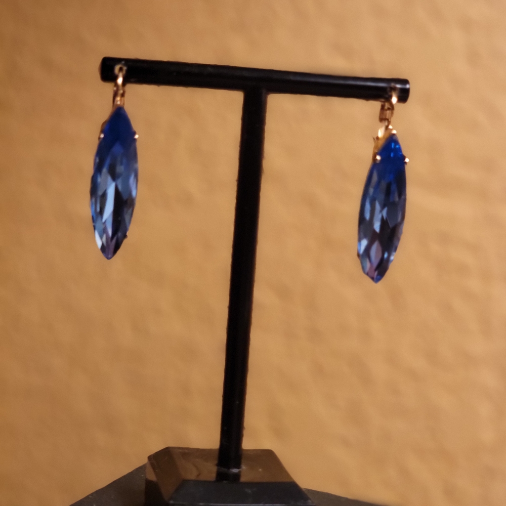 Elegant Light Sapphire Crystal Navette Earrings